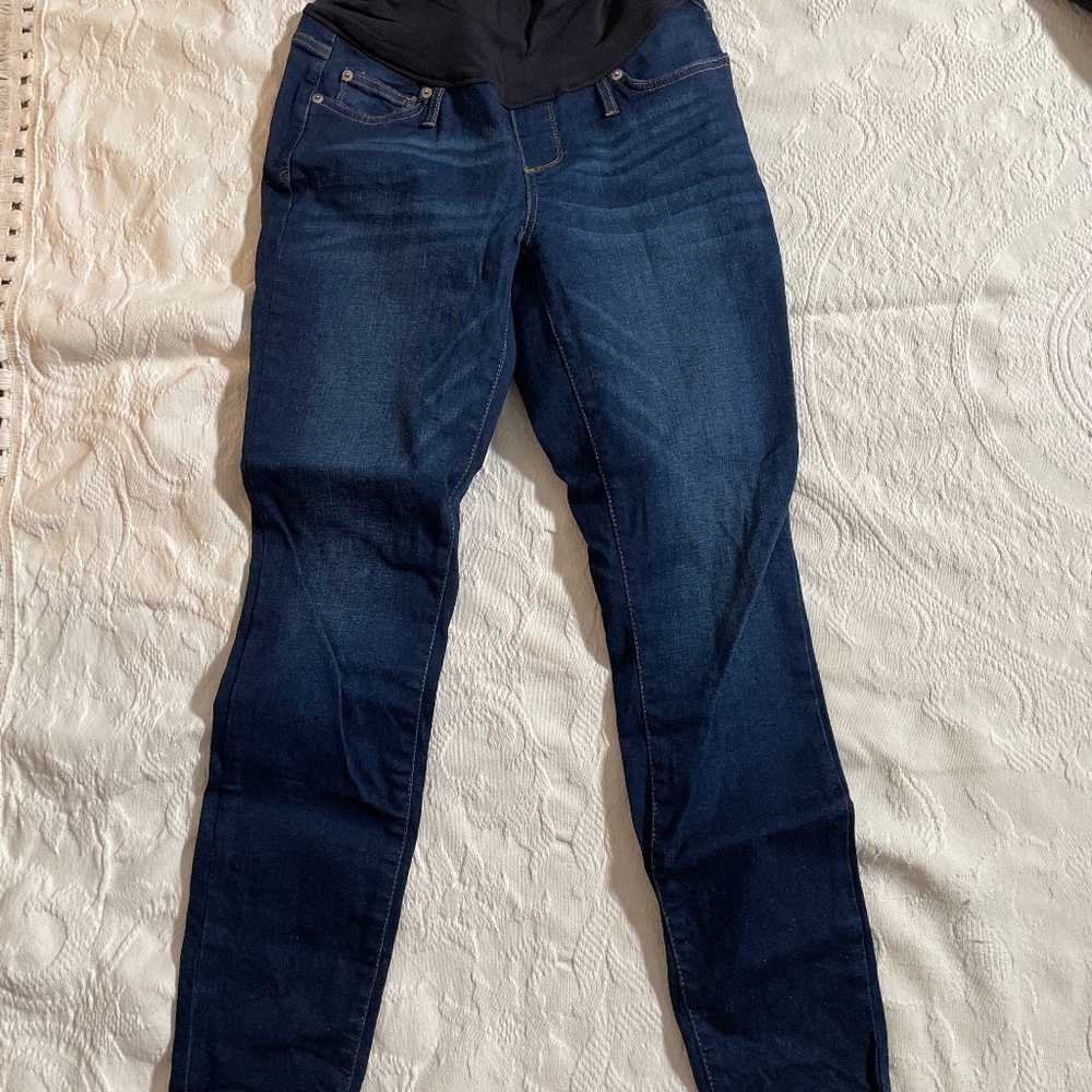 Gap- MATERNITY jeans sz 27